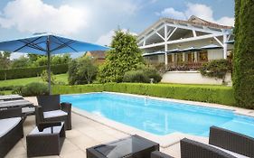 Logis Les Voyageurs La Coquille